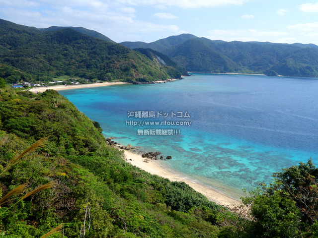 加計呂麻島の須子茂の海