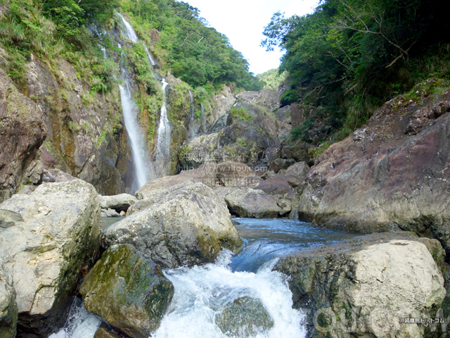 奄美大島のタンギョの滝
