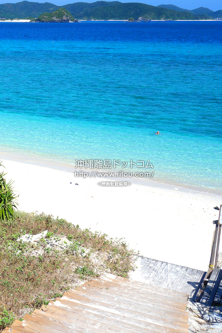 渡嘉敷島ハナレ島 海の色 沖縄離島の壁紙 写真