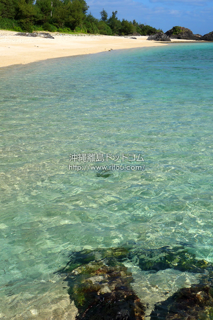 徳之島 畦ビーチのハート岩 沖縄離島の壁紙 写真