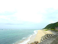奄美大島の佐仁海浜 - 集落の近くにはビーチも有り