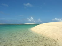 沖縄本島離島 久米奥武島のオーハと奥武の間の岬の写真