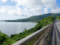 西表島の崎田橋周辺 - 橋からの景色もここはおすすめ！