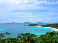 渡嘉敷島の阿波連ビーチ絶景ポイント/絶景ロード - 阿波連の海が最も綺麗に見える場所かも