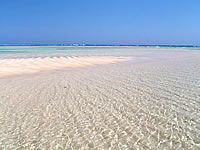 沖縄本島離島 与論島の百合ヶ浜の写真